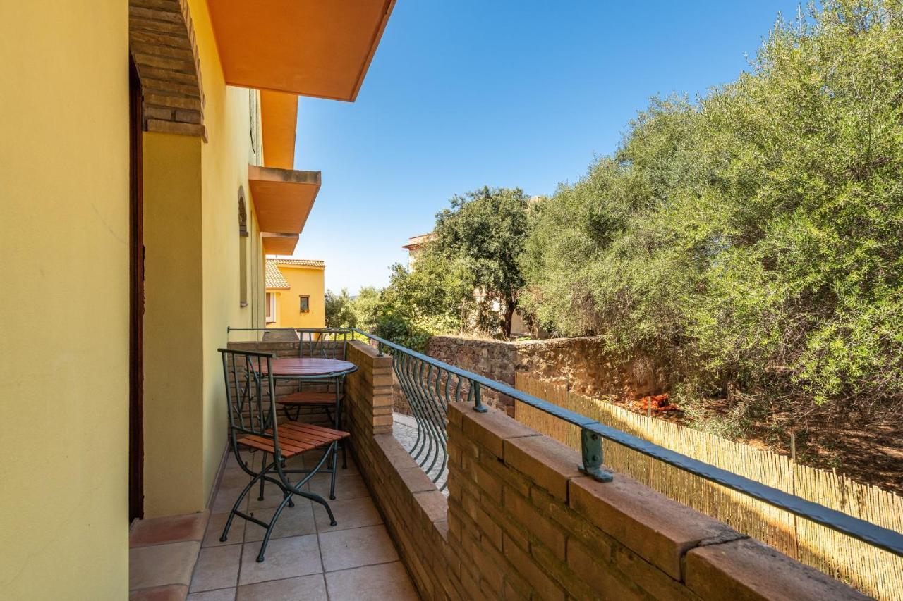 Casa Vacanza De Dinu Sant'Anna Arresi Exterior photo